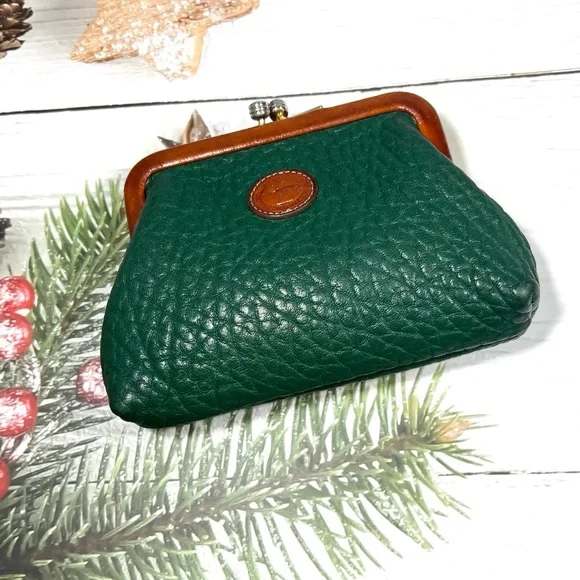 🦆 DOONEY & BOURKE LEATHER KISSLOCK COIN POUCH IN FOREST GREEN WITH TAN TRIM - Picture 1 of 10
